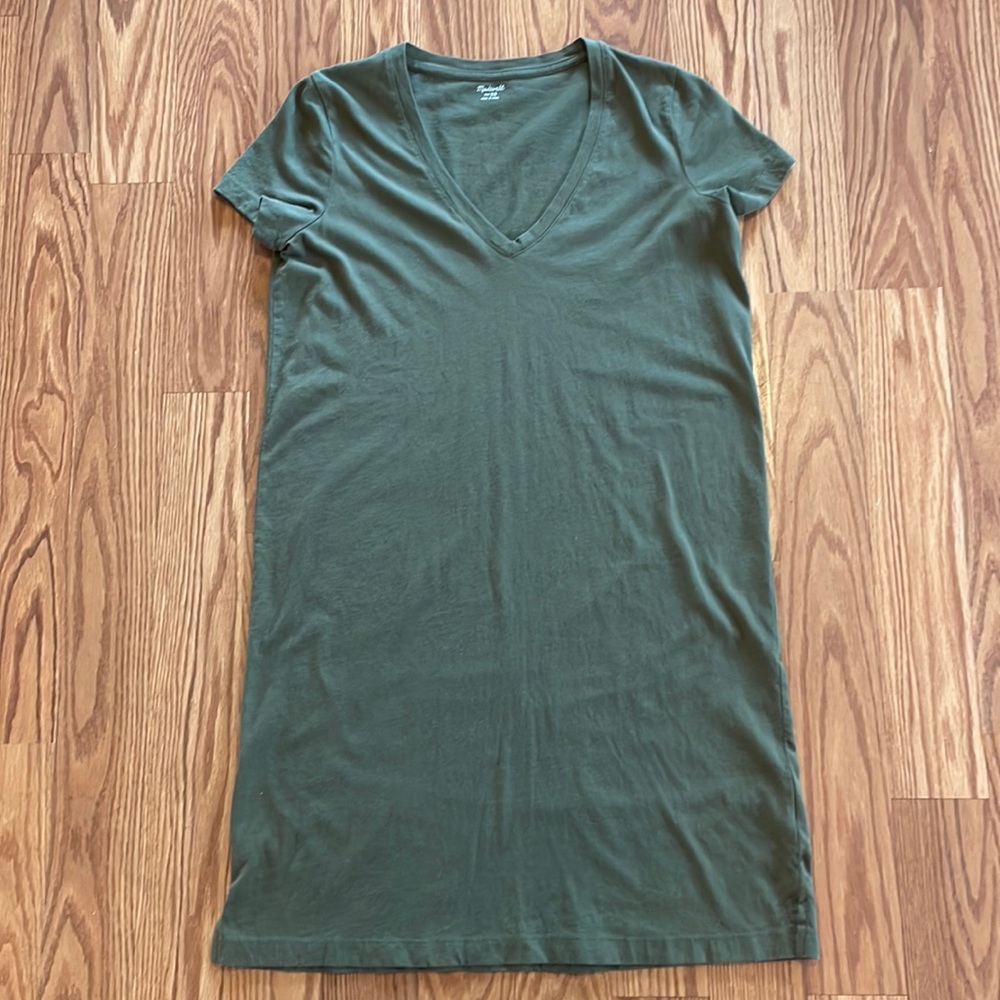 Madewell Northside Vintage V-Neck Tee Dress‎ in Olive Green Size XS